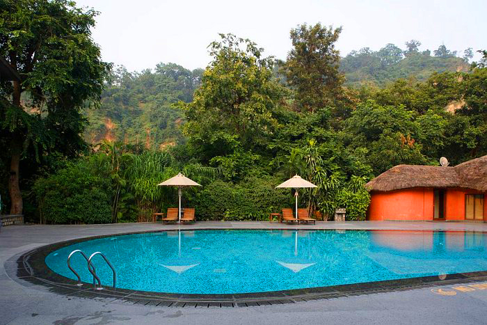 taj hotel at jim corbett