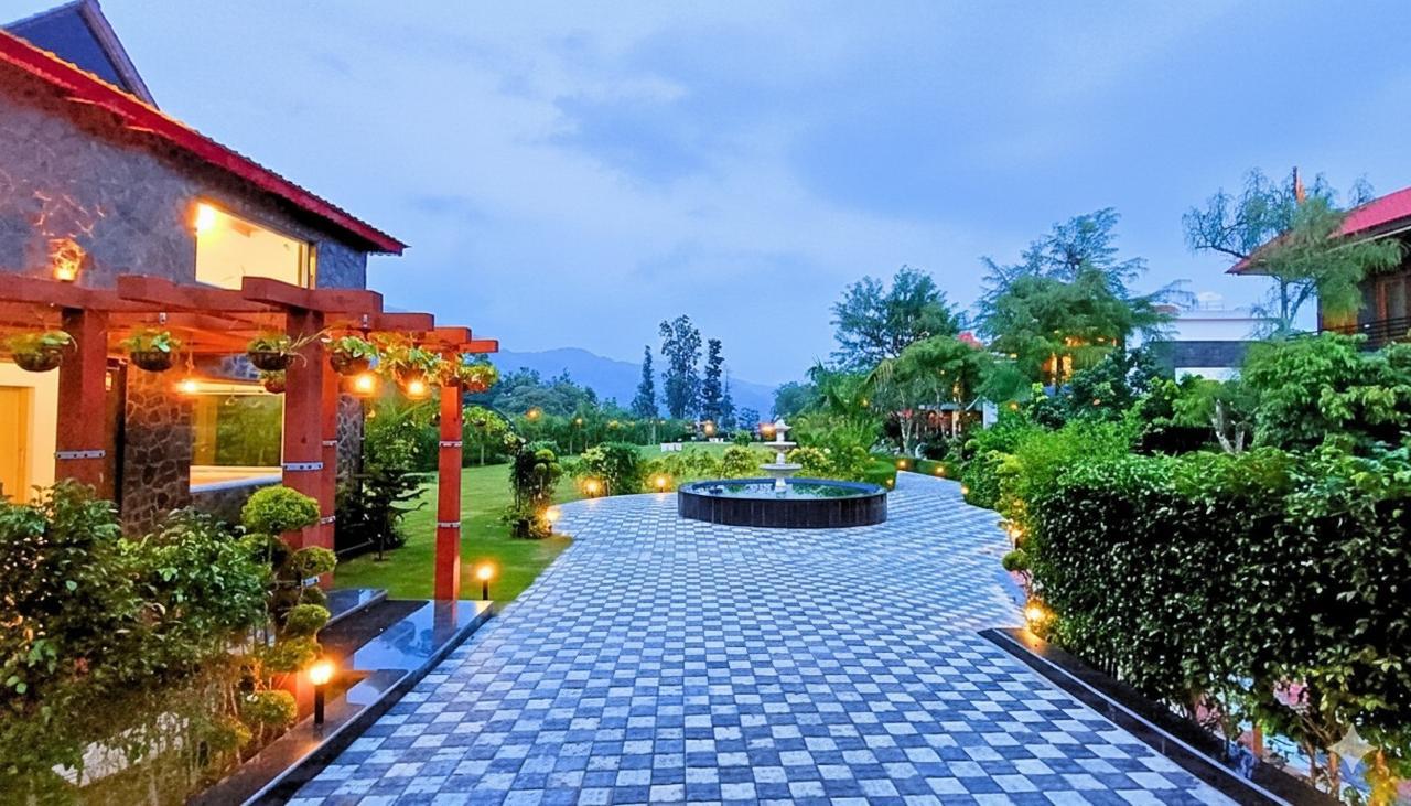 astoria resort jim corbett
